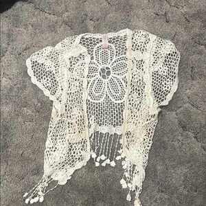No Boundaries White Lace Top